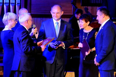 80 lat w eterze Kujaw i Pomorza