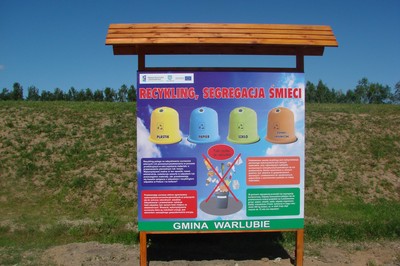 Fot. Ścieżka edukacyjna na terenie po składowisku w gminie Warlubie