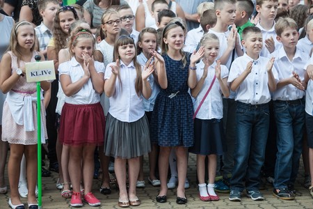 Rozpoczęcie roku szkolnego w Szkole Podstawowej nr 5 w Toruniu, fot. Andrzej Goiński