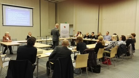 Uczestnicy seminarium „Nowe rekomendacje dla postępowań w sprawach przemocy w rodzinie”