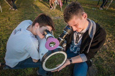 Zajęcia w ramach projektu „Odkrywamy planety” w Gniewkowie, fot. Szymon Zdziebło