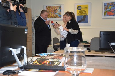 Marszałek Kopyść na Drzwiach Otwartych w KPCEN we Włocławku