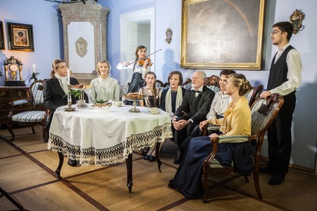 Pierwszym zrealizowanym w Kłóbce projektem artystycznym jest przygotowana na zlecenie Urzędu Marszałkowskiego płyta z kolędami na Boże Narodzenie 2015, fot. Andrzej Goiński