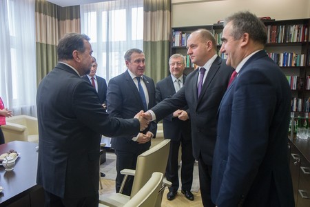 Ambasador Ukrainy Andrii Deshchytsia z wizytą w Toruniu, fot. Szymon Zdziebło/tarantoga.pl