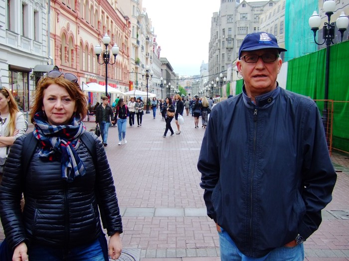 Rafał Mierzejewski i córka Lidii Lwow Justyna Eberle podczas kręcenia materiału zdjęciowego w Moskwie, fot. Andrzej Adamczak