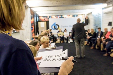 Posiedzenie Konwentu Marszałków w Szczyrku, spotkanie zespołu ekspertów ds. polityki senioralnej, fot. UMWŚ