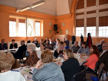 Uczestnicy spotkania w KPCEN w Toruniu