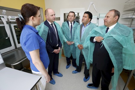 Wizyta marszałka Piotra Całbeckiego w Powiatowym Szpitalu w Aleksandrowie Kujawskim, fot. Mikołaj Kuras