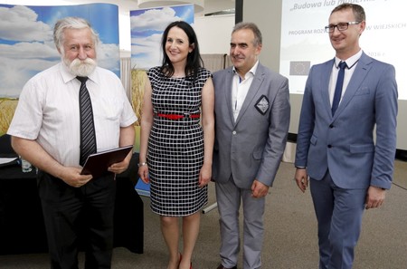 Uroczystość podpisywania umów o dofinansowanie inwestycji w ramach PROW, fot. Mikołaj Kuras.