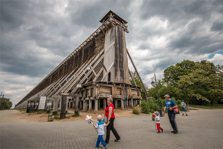 Jedna z ciechocińskich tężni, fot. Szymon Zdziebło/tarantoga.pl