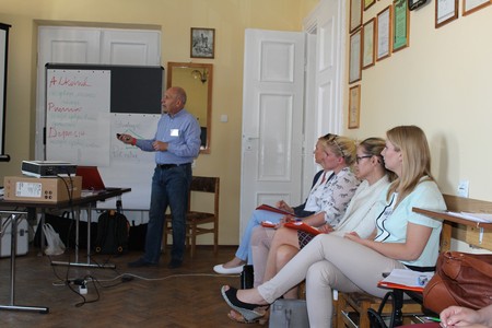 Uczestnicy szkolenia „Dialog motywujący w pracy z rodziną”, Lipno 06-07.06.2016r. fot. Biuro Wsparcia Rodziny i Przeciwdziałania Przemocy
