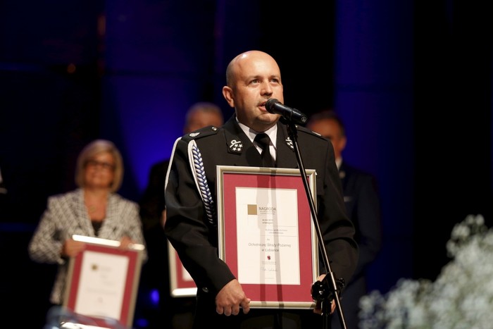 Kategoria: Budowa społeczeństwa obywatelskiego – Ochotnicza Straż Pożarna w Łubiance, fot. Mikołaj Kuras Kategoria: Budowa społeczeństwa obywatelskiego – Ochotnicza Straż Pożarna w Łubiance, fot. Mikołaj Kuras