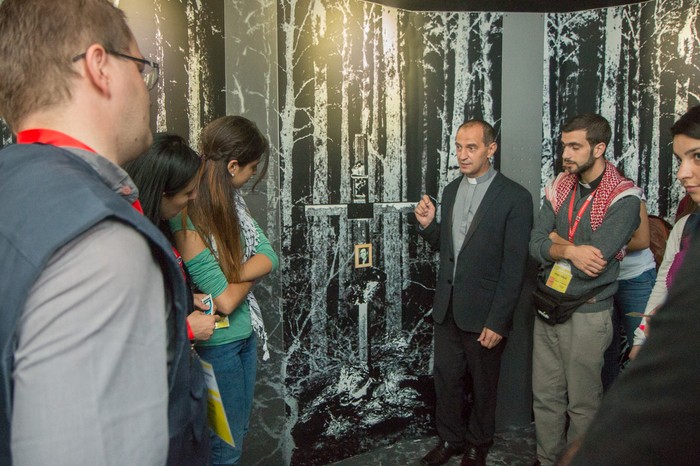 CEM w Górsku podejmuje uczestników ŚDM, fot. Szymon Zdziebło/tarantoga.pl CEM w Górsku podejmuje uczestników ŚDM, fot. Szymon Zdziebło/tarantoga.pl