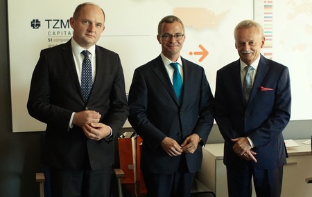 Spotkanie w siedzibie Plastiki z ministrem Albrechtem Gerberem i prezesem TZMO Jarosławem Józefowiczem, fot. TZMO