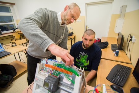 W puli są między innymi środki na wsparcie placówek kształcenia zawodowego, fot. Jacek Smarz