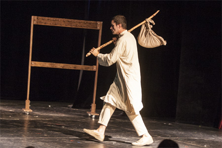 XIII Przegląd Teatrów Osób Niepełnosprawnych INNYM OKIEM podczas Międzynarodowego Festiwalu Teatrów Lalek SPOTKANIA, fot. Andrzej Goiński.