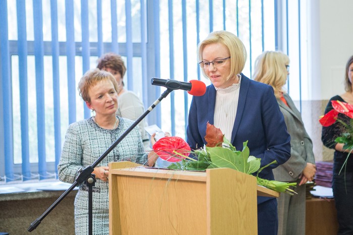 Halina Murawska podczas gali Dnia Edukacji, fot. Szymon Zdziebło/tarantoga.pl