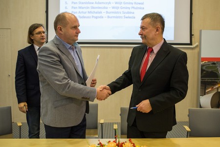 Ceremonia podpisania umów, fot. Szymon Zdziebło/tarantoga.pl