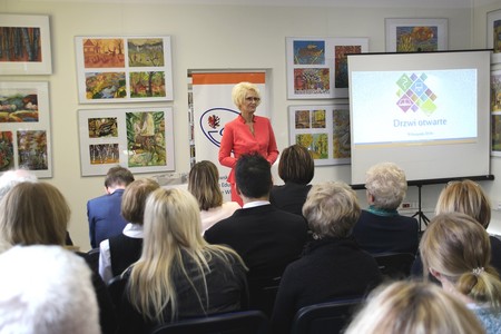 Dyrektor KPCEN we Włocławku G.Troszyńska