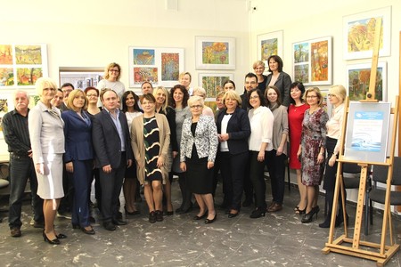 Pracownicy KPCEN we Włocławku z zaproszonymi gośćmi