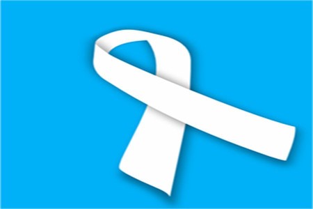 Logo Biała Wstążka