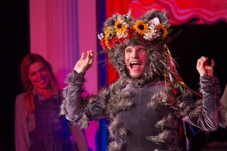 „Gra warta piernika, czyli Maurycy i kolędnicy” w Teatrze Muzycznym, fot. Paweł Modliński