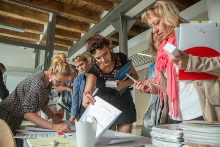 Laureaci konkursu „Rodzynki z pozarządówki”, w którym wyróżniamy najlepsze inicjatywy społeczne realizowane przez organizacje pozarządowe, fot. Szymon Zdziebło/Tarantoga.pl