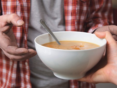 Wsparcie dla bezdomnych – motyw graficzny tegorocznej akcji ROPS