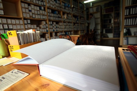 Biblioteka w bydgoskim Ośrodku Braille’a, fot. Piotr Ulanowski/freepress.pl dla UMWKP