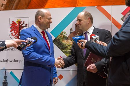 Konferencja „Plan dla Europy w kontekście zrównoważonego rozwoju regionów”, fot. Szymon Zdziebło/tarantoga.pl dla UMWKP