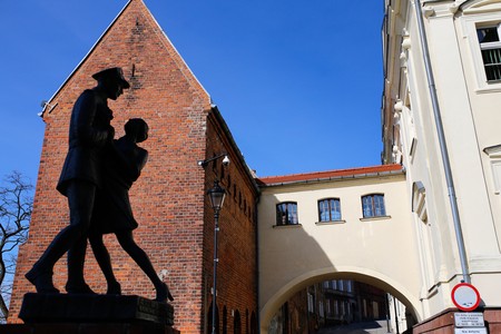 Pomnik ułana z dziewczyną w Grudziądzu fot. Mikołaj Kuras