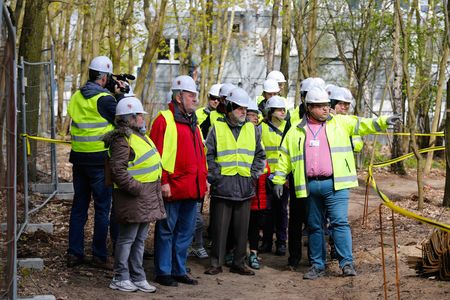Zwiedzanie placu rozbudowy Wojewódzkiego Szpitala Zespolonego im. Rydygiera, fot. Szymon Zdziebło/Tarantoga.pl