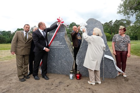 Uroczyste odsłonięcie obelisku w Chorabiu, fot. Mikołaj Kuras