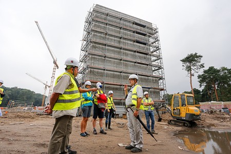 Podczas niedzielnych „dni otwartych” na budowie na Bielanach, fot. Mikołaj Kuras