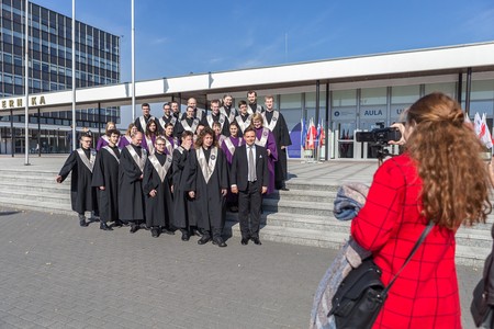 Uroczysta inauguracja roku akademickiego na Uniwersytecie Mikołaja Kopernika w Toruniu, fot. Szymon Zdziebło/Tarantoga.pl