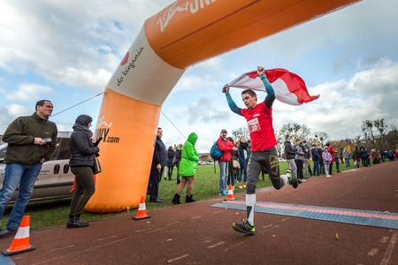XXI Bieg Niepodległościowy w Łubiance, fot. Szymon Zdziebło/tarantoga.pl
