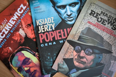 Zestaw trzech komiksów, które można wygrać w konkursie