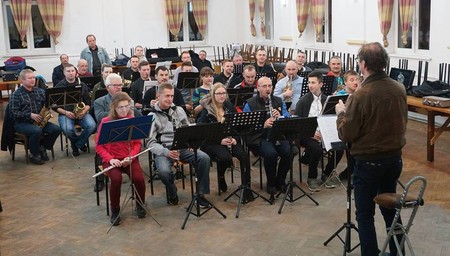 Orkiestra OSP w Aleksandrowie Kujawskim podczas prób przed niedzielnym koncertem, fot. OSP w Aleksandrowie Kujawskim