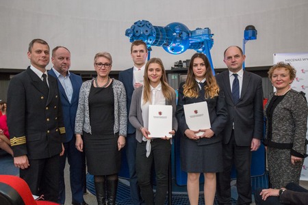 Uroczystość wręczenia stypendiów marszałka uczniom liceów i techników z regionu, fot. Szymon Zdiebło/Tarantoga.pl