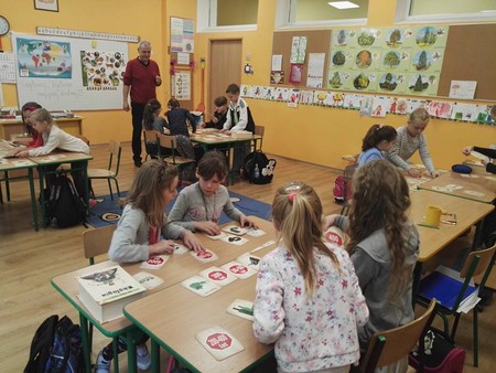 Przyjemne zajęcia "Lubię tu być..." w Szkole Podstawowej w Niewieścinie.