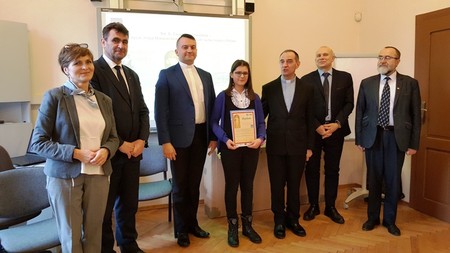 Magda Kumor odbiera główną nagrodę