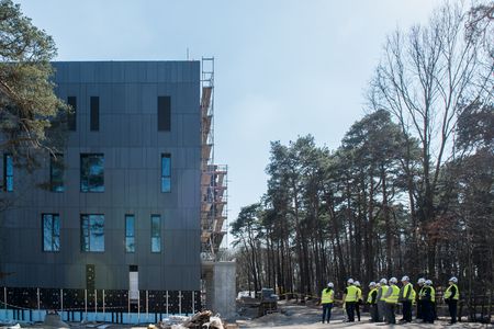 Zwiedzanie budowy szpitala na Bielanach 8 kwietnia 2018, fot. Łukasz Piecyk dla UMWKP