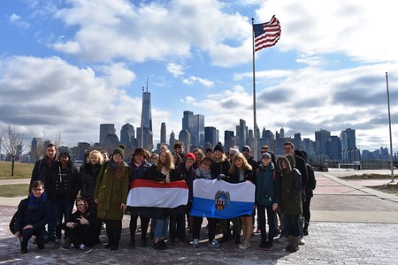 Na tle pięknego Manhattanu