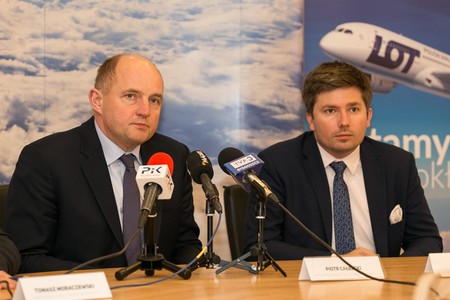 Konferencja prasowa w Porcie Lotniczym w Bydgoszczy, fot. Filip Kowalkowski dla UMWKP
