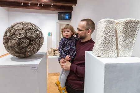 Wystawa „Ogniem malowane” w Galerii i Ośrodku Plastycznej Twórczości Dziecka, fot. Szymon Zdziebło/tarantoga.pl