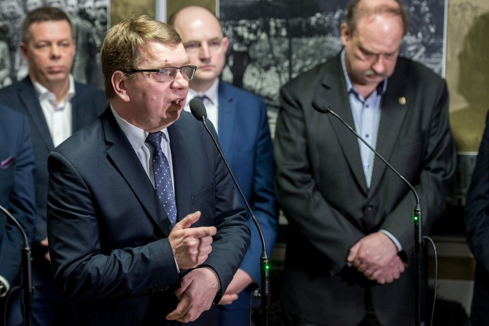 Prof. Mirosław Golon podczas konferencji prasowej w Urzędzie Marszałkowskim, fot. Łukasz Piecyk dla UMWKP