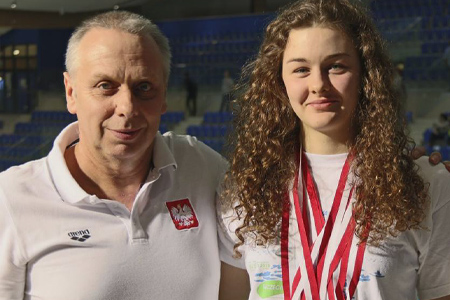 Agata Naskręt w trenerem Sławomirem Gawineckim, fot. www.nowosci.com.pl