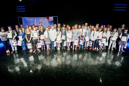Spotkanie z najmłodszymi stypendystami programu Prymus Pomorza i Kujaw, Toruń, czerwiec 2018, fot. Andrzej Goiński/UMWKP