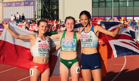 Zdobywczyni złota Klaudia Kazimierska pierwsza z prawej, fot. z arch. LKS Vectra Wlocławek