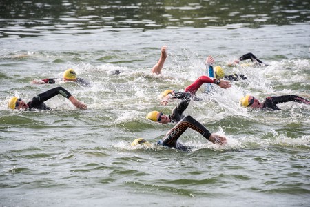 Uczestnicy chełmżyńskiego triathlonu, fot. Łukasz Piecyk